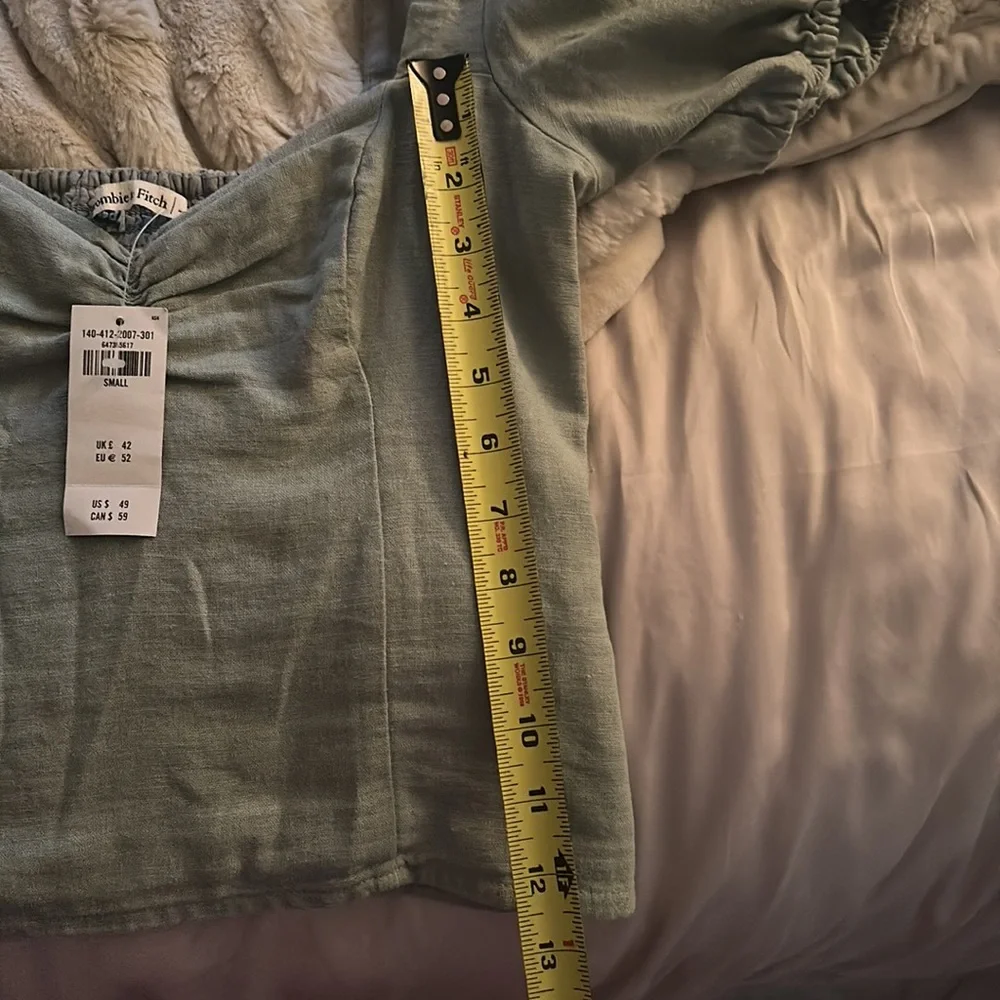 Nwt Short-Sleeve Cinched Linen-Blend Top - Picture 6 of 7